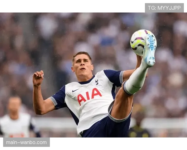 法兰克福主场遭遇溃败 单场失四球创本赛季防守最差纪录